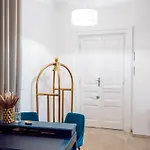 Alto Πανσιόν